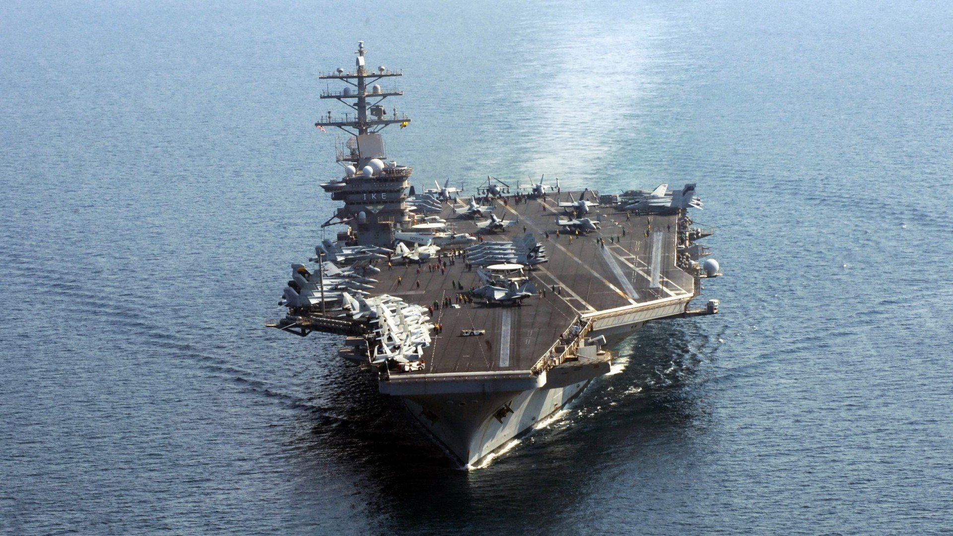 “武汉马拉松:跑者们用脚步诠释极限精神”