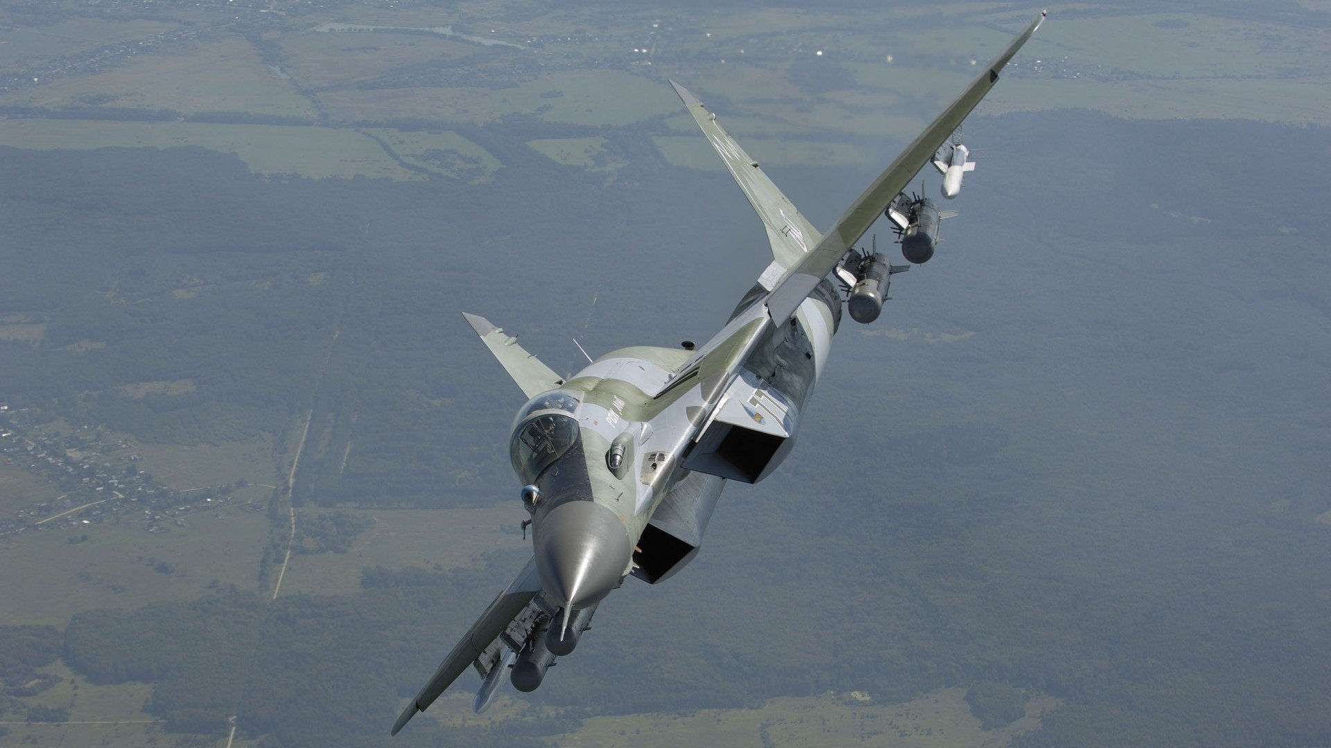 五大联赛球员出场时间与伤病风险浓度关系，五大联赛球员数据统计