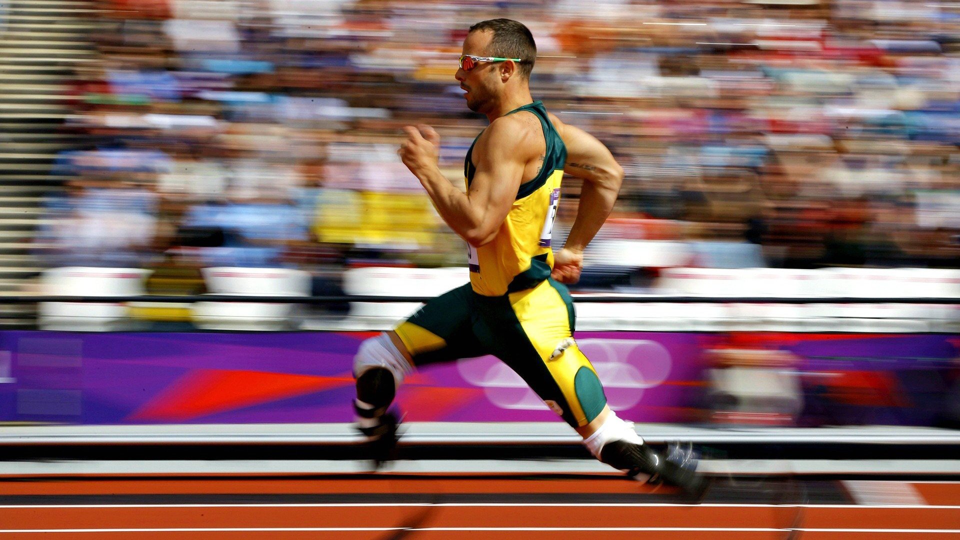 _短道赛：快节奏高强度，考验运动员应变能力_，短道速跑冠军