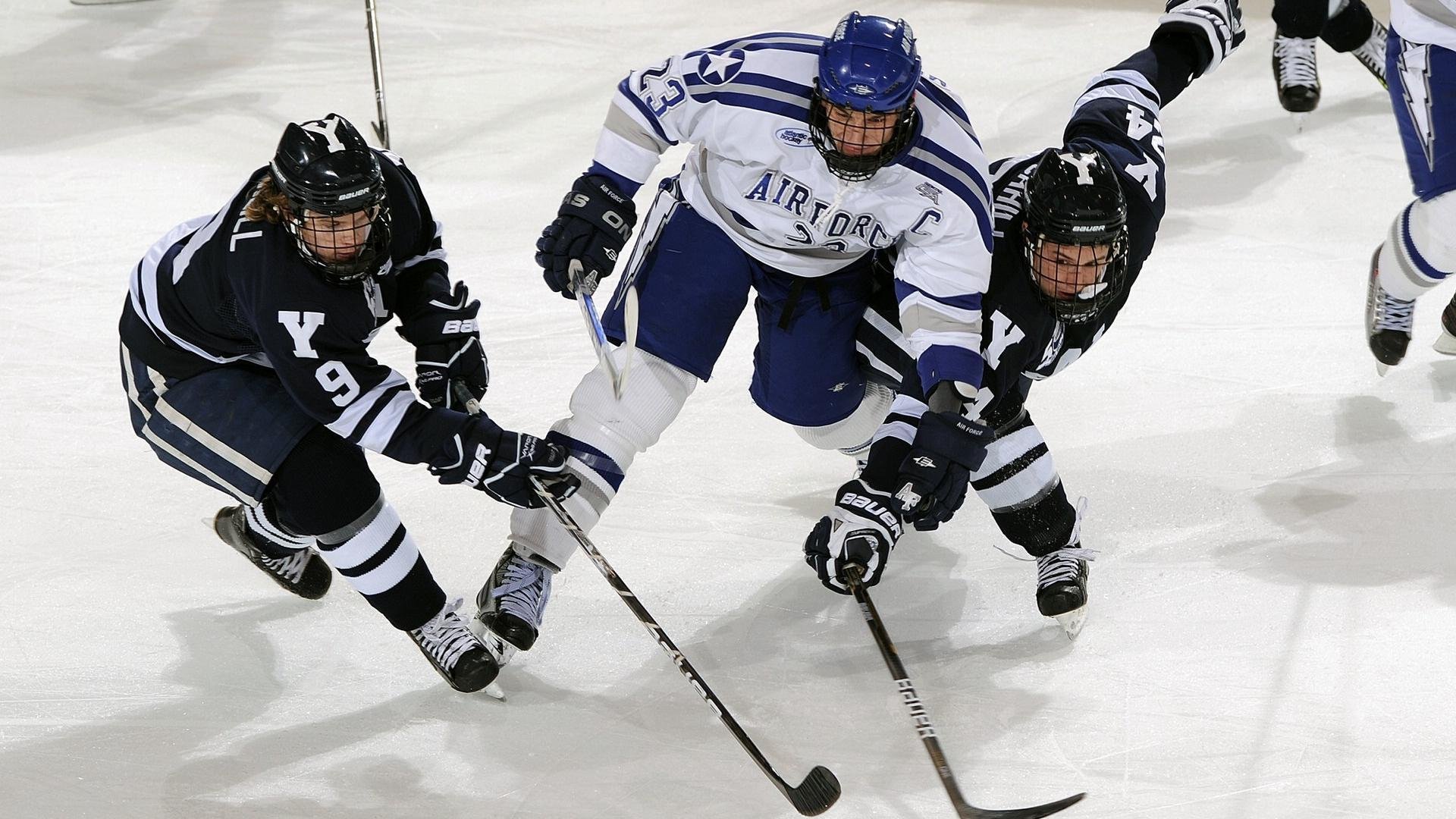 史上最年轻“夺冠枪手”：新一代足球精英，迄今为止最年轻的足球先生是谁