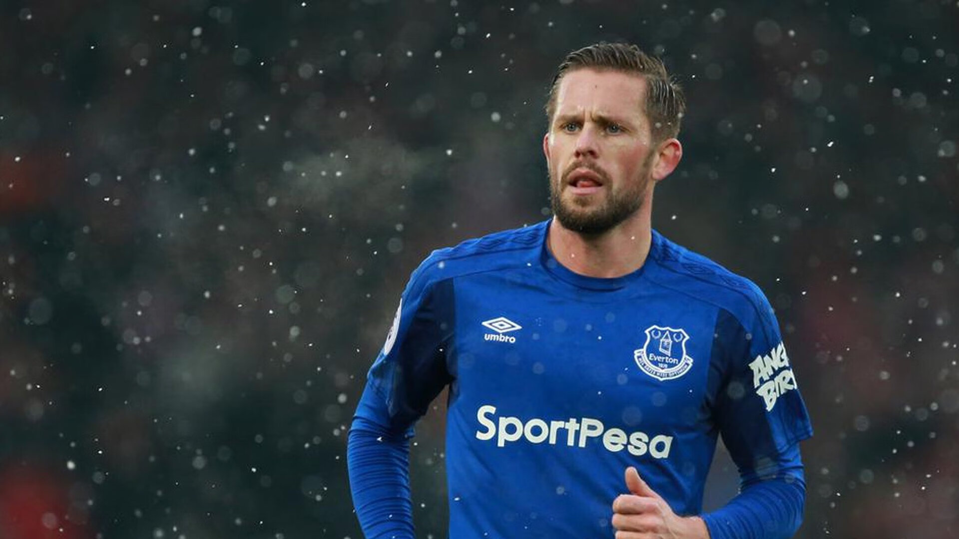 未来“足球皇帝”之路:年轻球员在欧冠的崛起,未来足球十大潜力球星